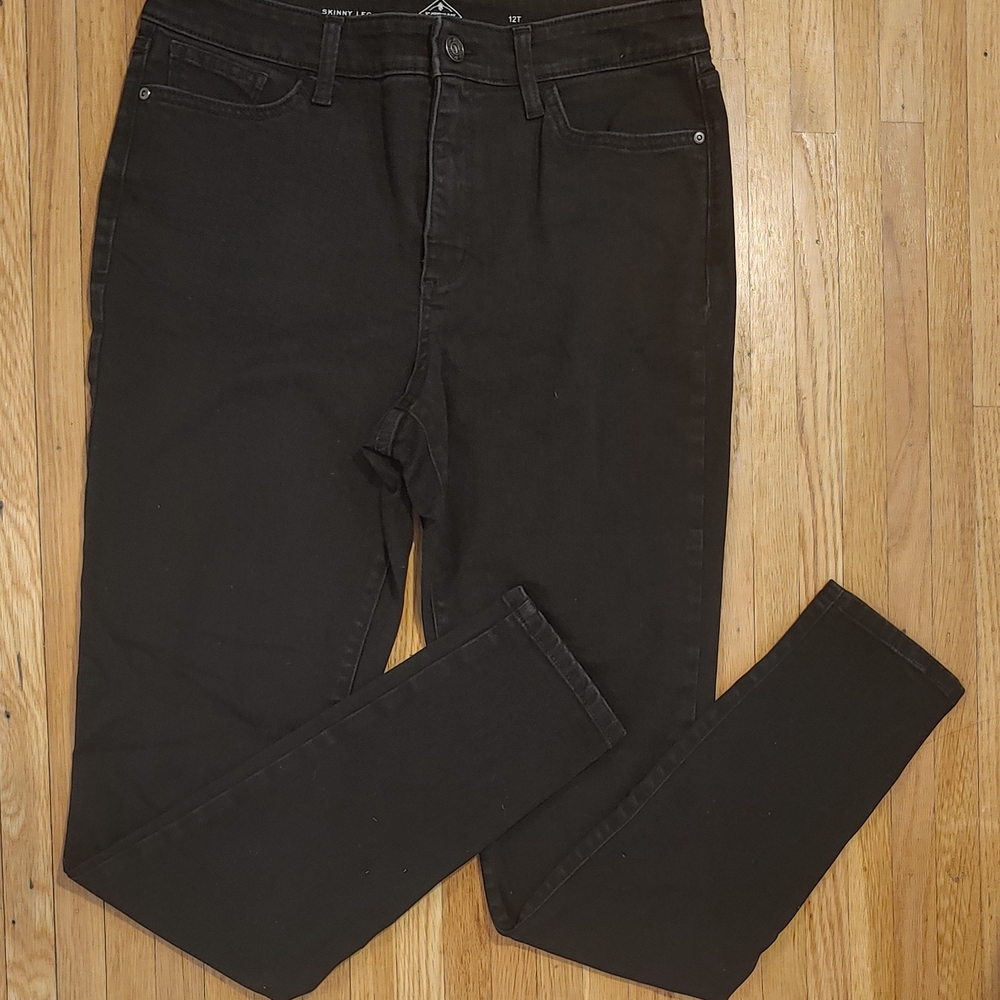 St. John's Bay Women's Black Skinny Jeans